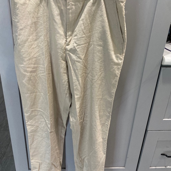 Uniqlo khaki slacks - Picture 1 of 3